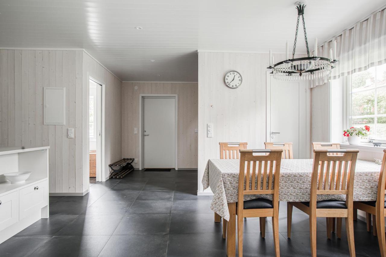 Solar Lake Cottage Jonkoping Exterior photo